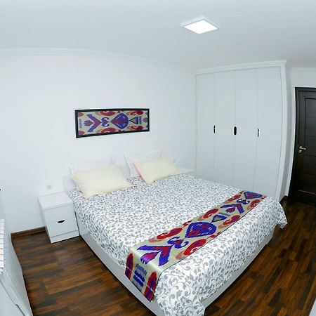 Apartment On Registon Kochasi Samarcande Extérieur photo